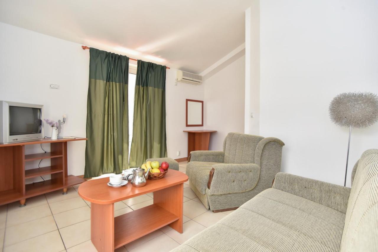 Apartments & Rooms Nikolic Budva Buitenkant foto