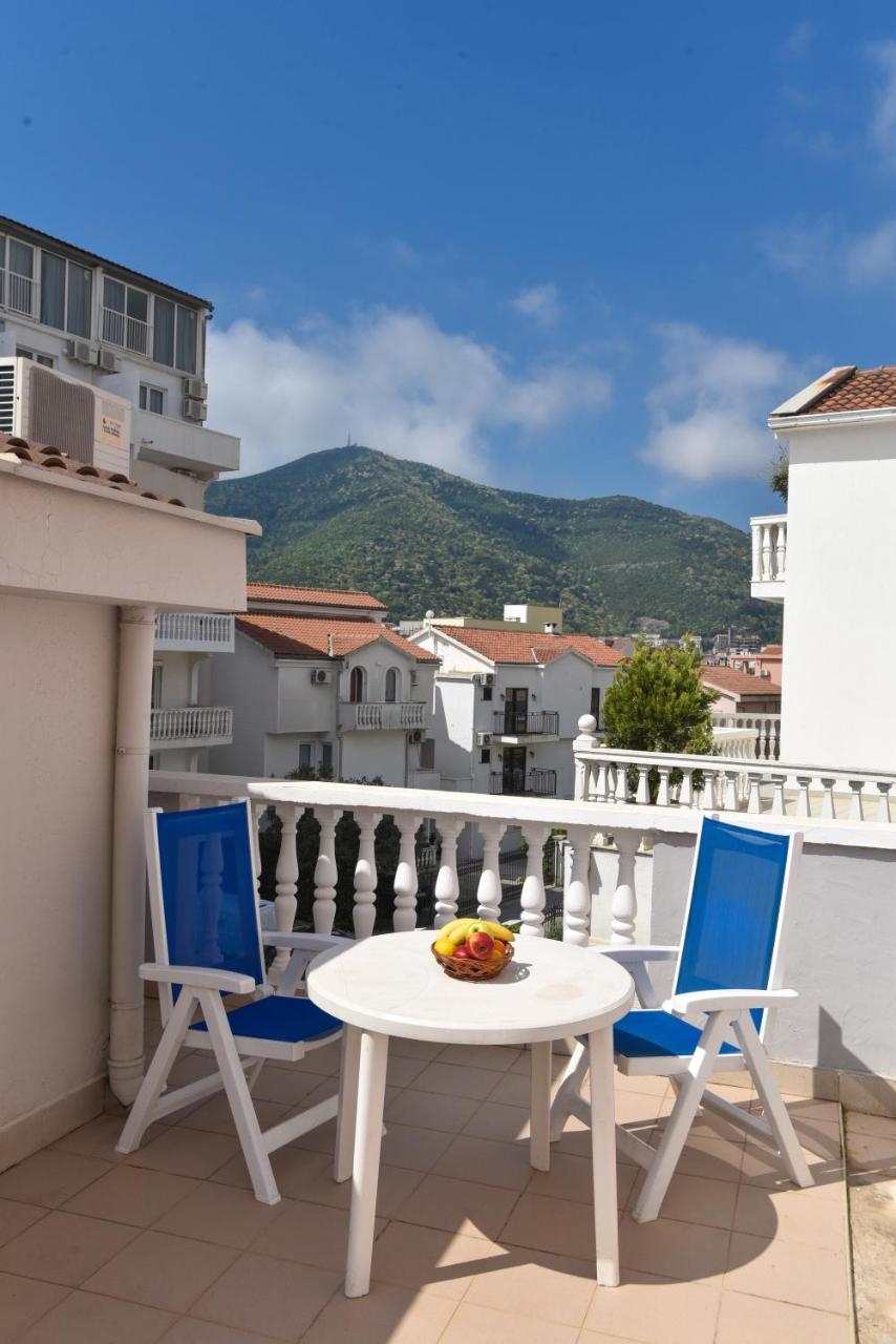 Apartments & Rooms Nikolic Budva Buitenkant foto