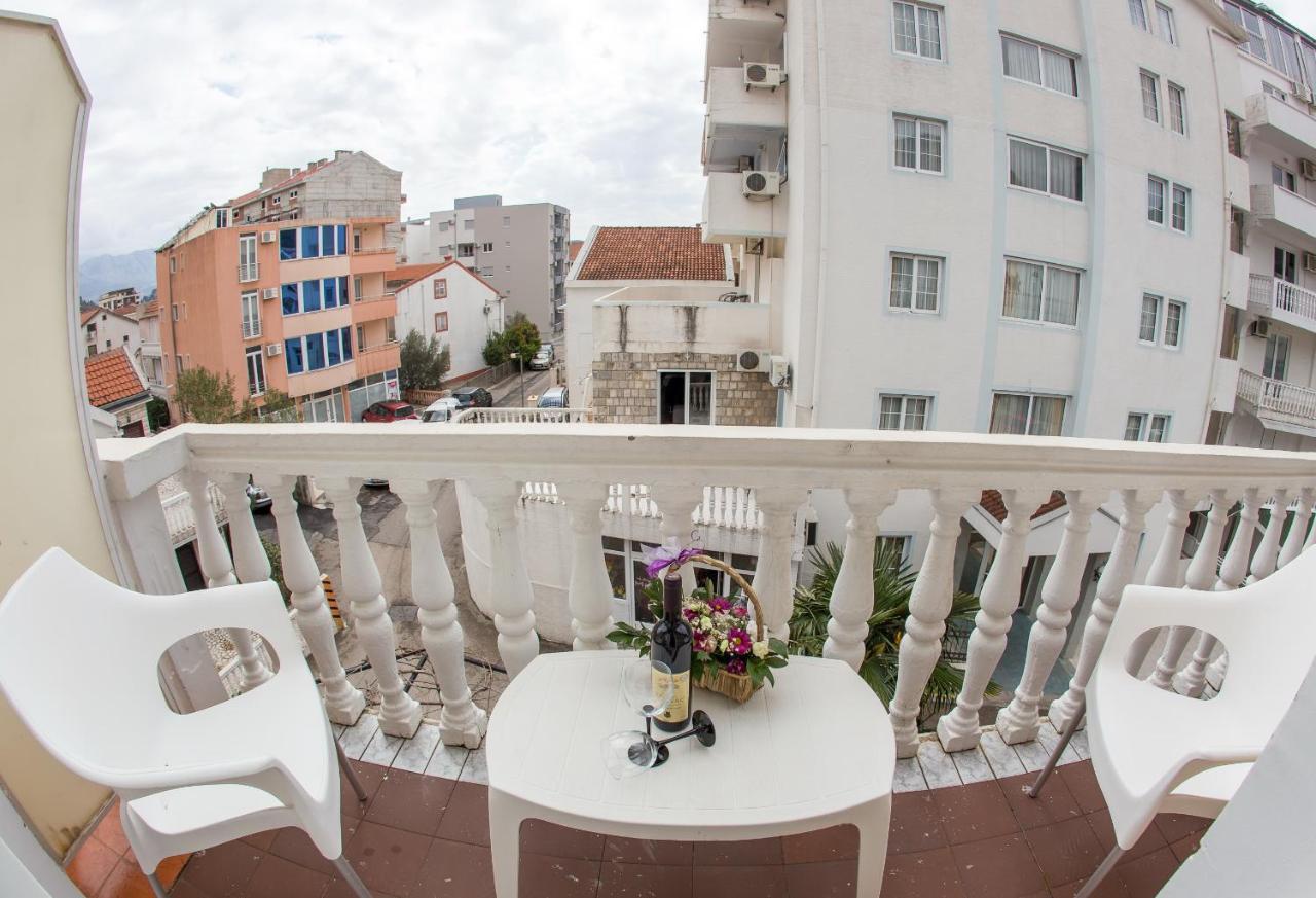 Apartments & Rooms Nikolic Budva Buitenkant foto