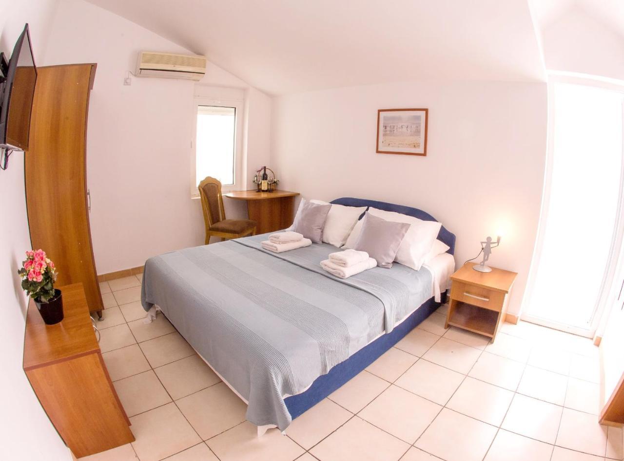Apartments & Rooms Nikolic Budva Buitenkant foto