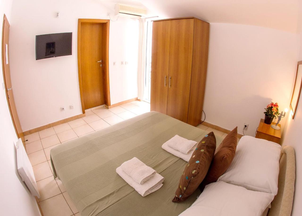 Apartments & Rooms Nikolic Budva Buitenkant foto