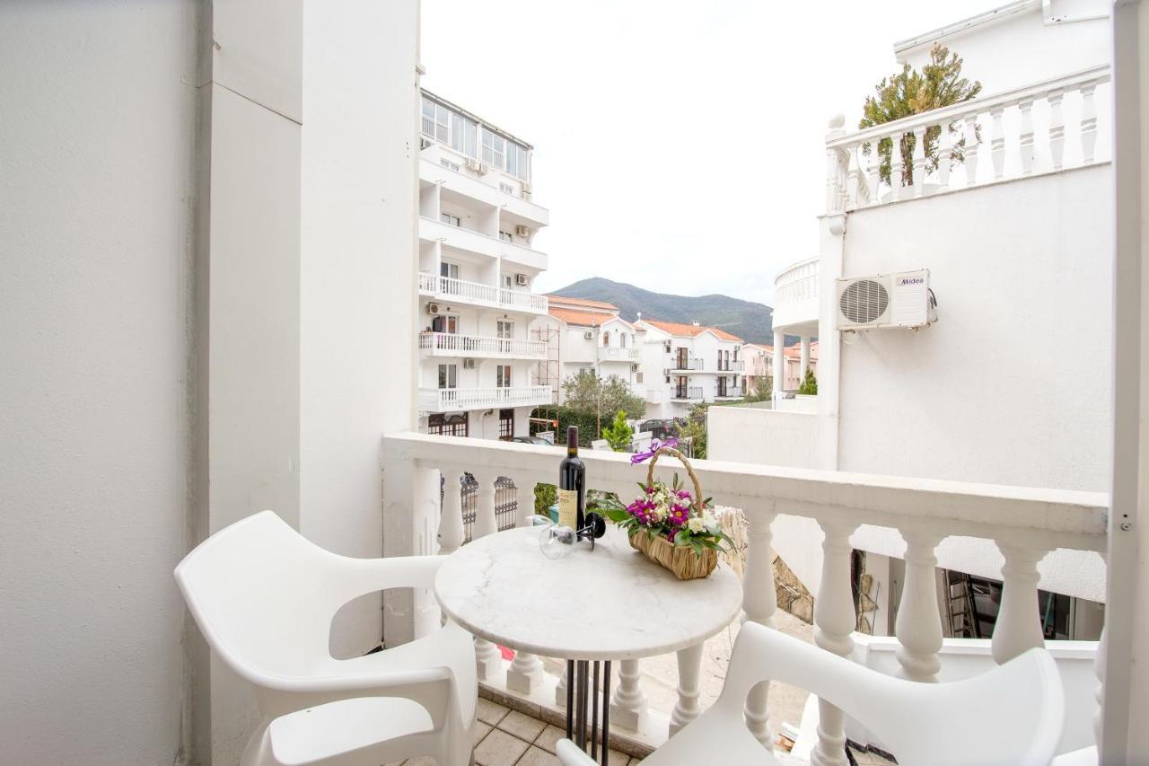 Apartments & Rooms Nikolic Budva Buitenkant foto