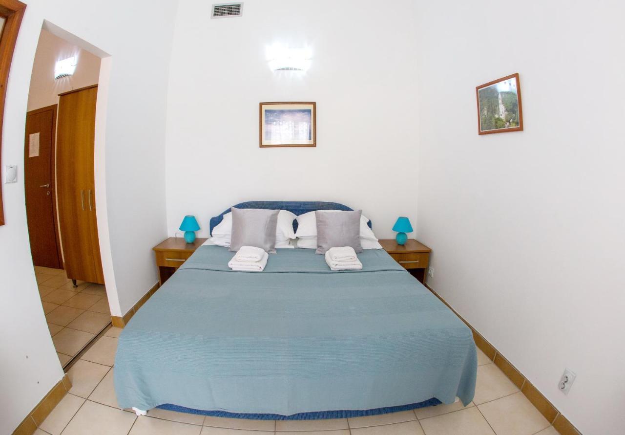 Apartments & Rooms Nikolic Budva Buitenkant foto