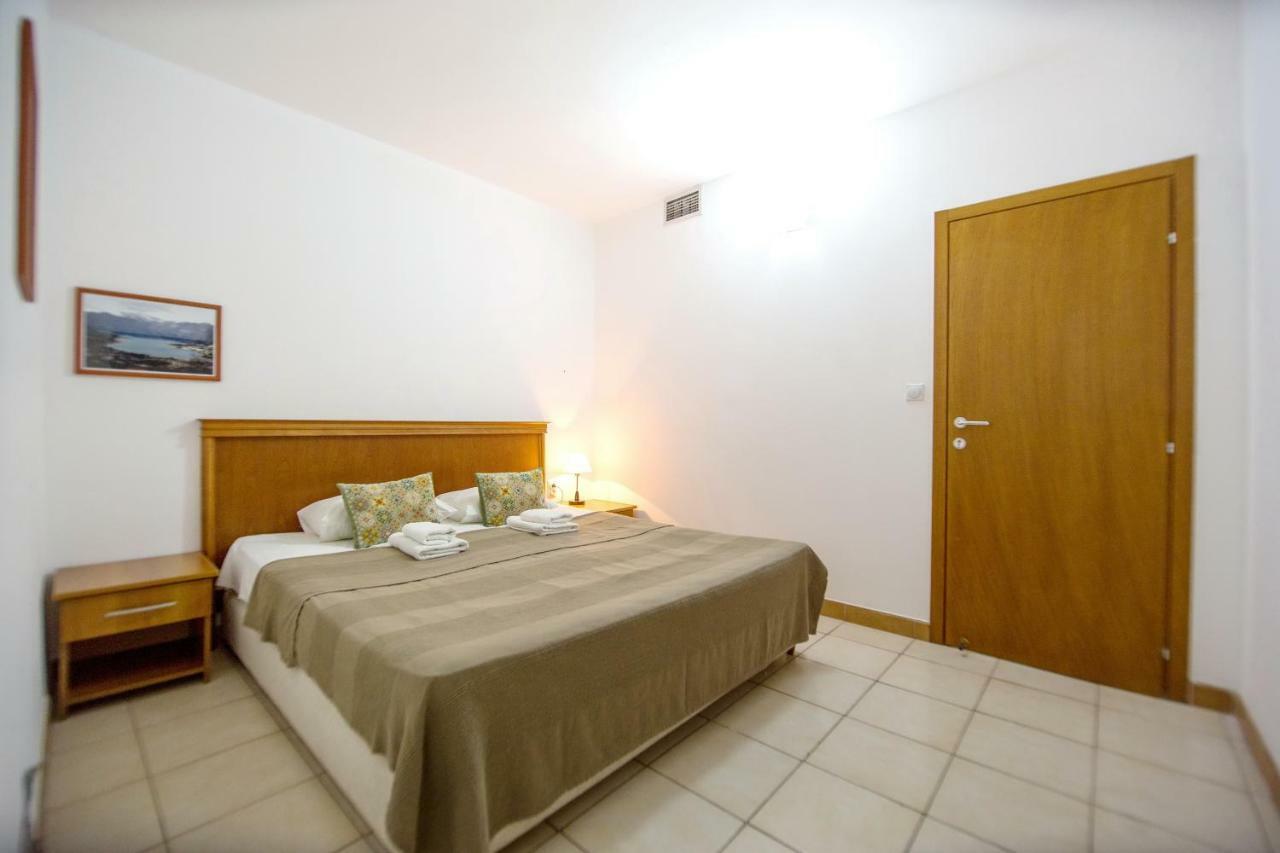 Apartments & Rooms Nikolic Budva Buitenkant foto